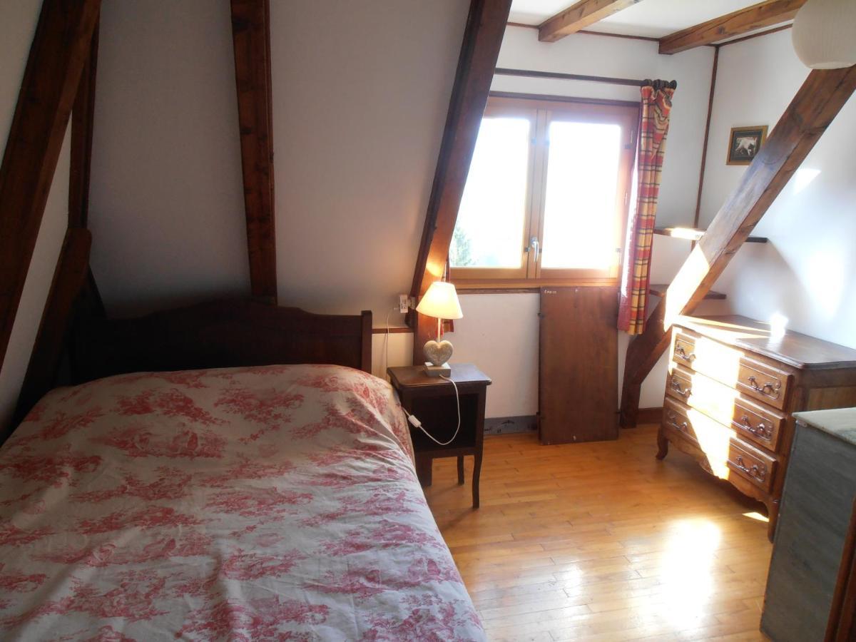 Villa Chalet Avec Vue Panoramique Sur Le Plomb Du Cantal à Saint-Jacques-des-Blats Extérieur photo